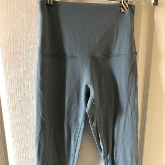 Lululemon Super High Rise Align - Picture 4 of 5